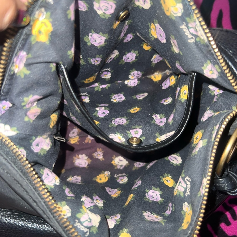 đź‘‘âś…PRICE FIRMâś…Coach Black Leather and Nylon Utility Shoulder Hobo Bag - Picture 10 of 16